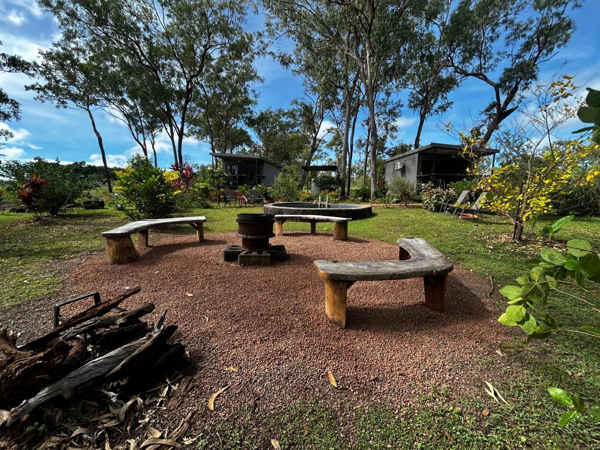 Litchfield Tropical Stay Batchelor Ngoại thất bức ảnh
